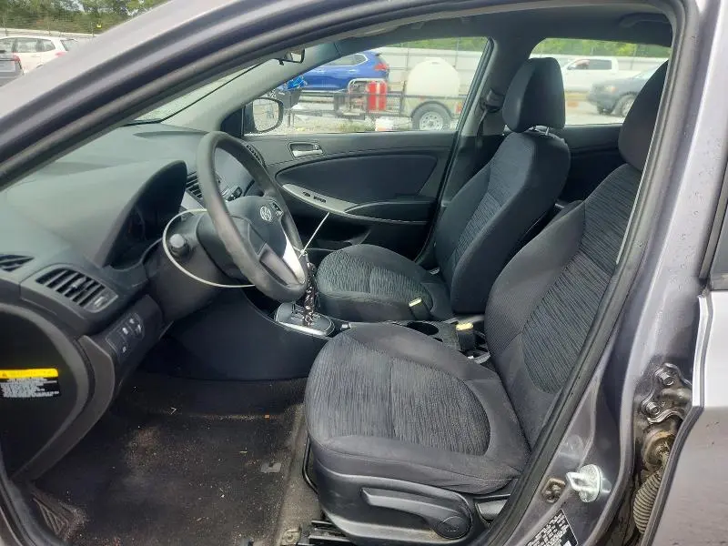 2015 HYUNDAI ACCENT GS  