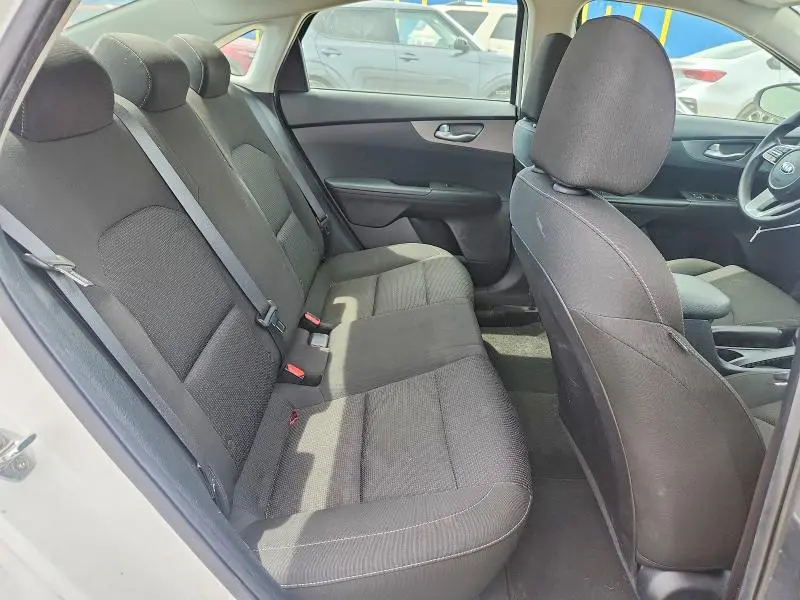 2019 KIA FORTE FE  