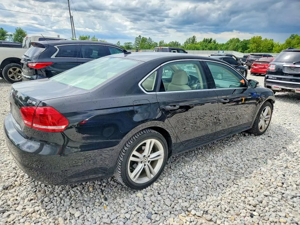 2014 VOLKSWAGEN PASSAT SE  