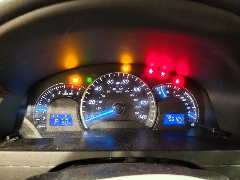 2012 TOYOTA CAMRY LE  