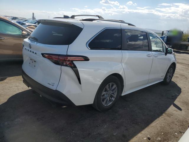 2021 TOYOTA SIENNA LE