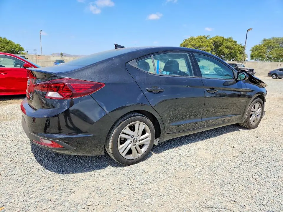 2019 HYUNDAI ELANTRA SEL  