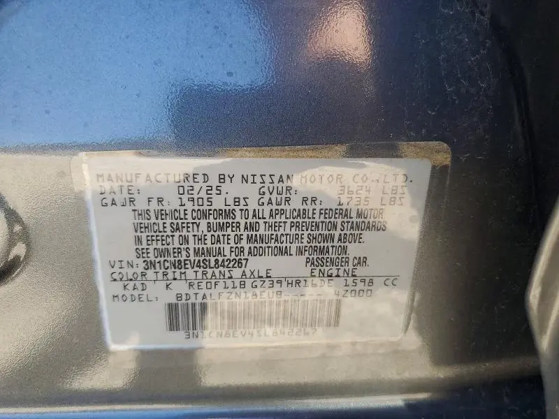 2025 NISSAN VERSA SV  