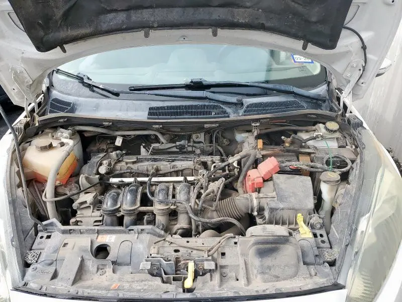 2016 FORD FIESTA SE  