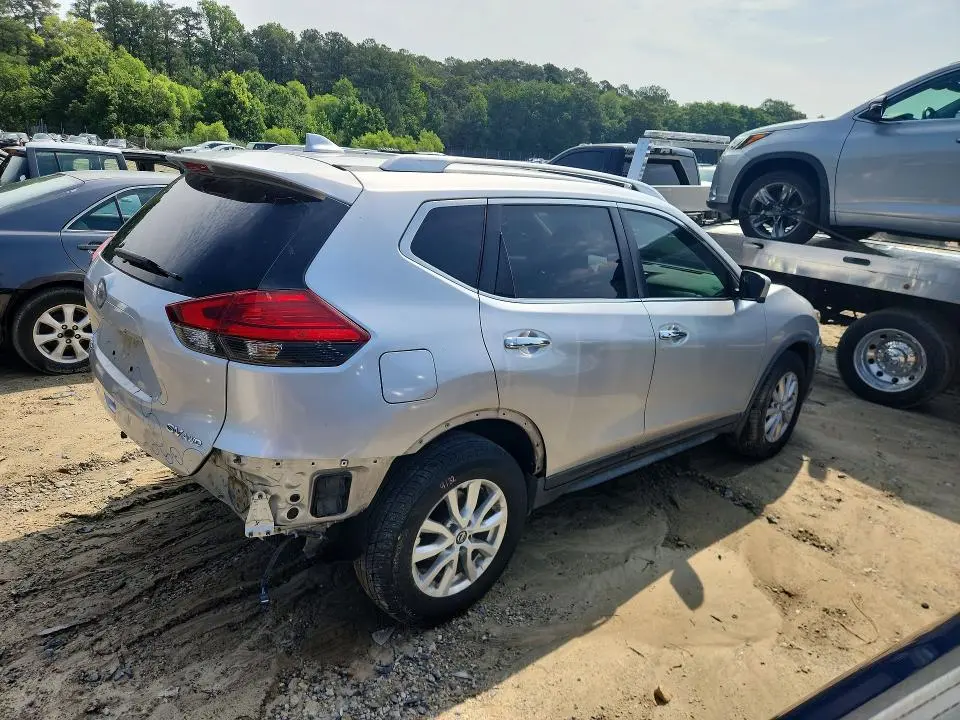 2017 NISSAN ROGUE   