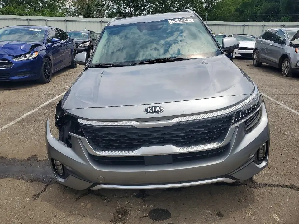2021 KIA SELTOS SX  