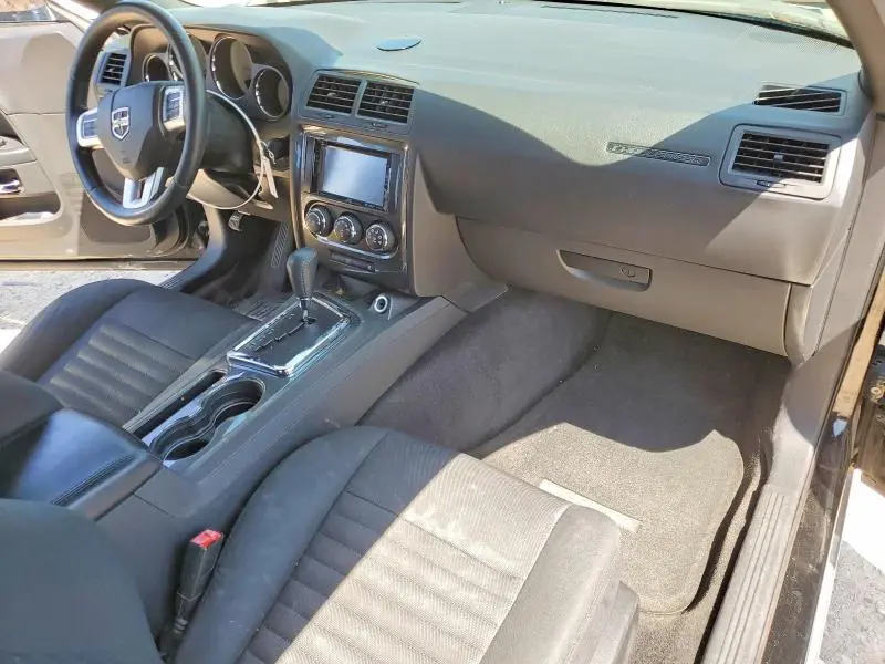 2012 DODGE CHALLENGER SXT  