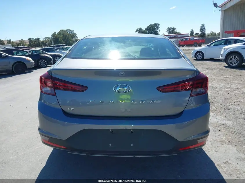 2019 HYUNDAI ELANTRA SE