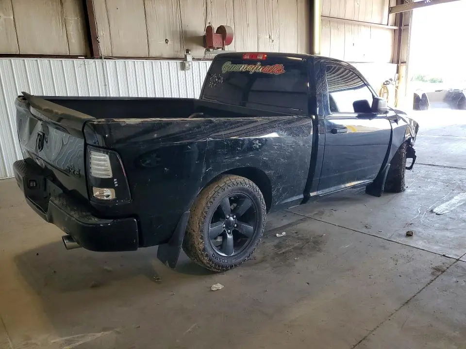 2015 RAM 1500 ST  