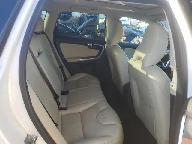 2017 VOLVO XC60 T6 INSCRIPTION  