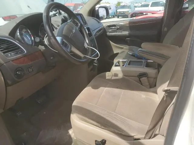 2011 CHRYSLER TOWN & COUNTRY TOURING  