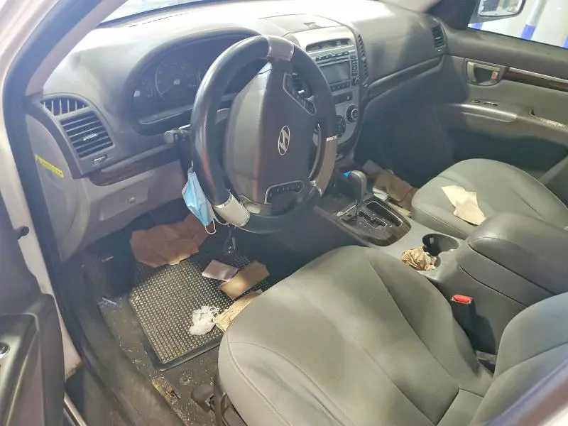 2010 HYUNDAI SANTA FE GLS  