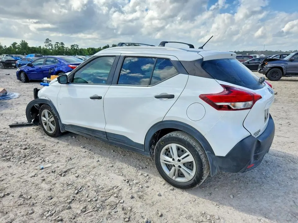2018 NISSAN KICKS S  
