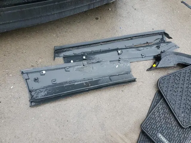 2021 VOLKSWAGEN TIGUAN S  