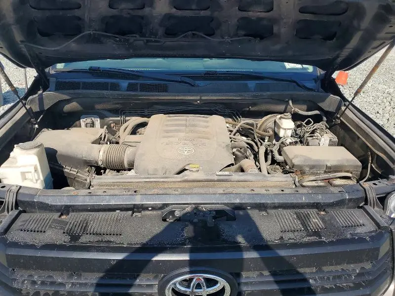2017 TOYOTA TUNDRA SR  
