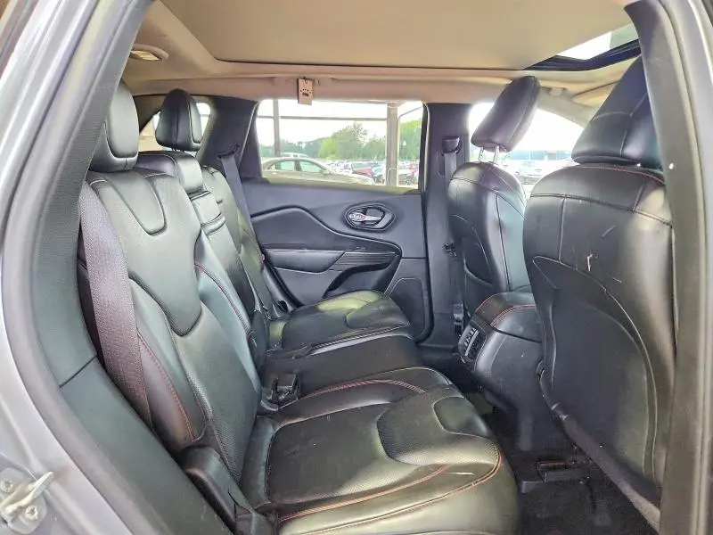 2015 JEEP CHEROKEE TRAILHAWK  