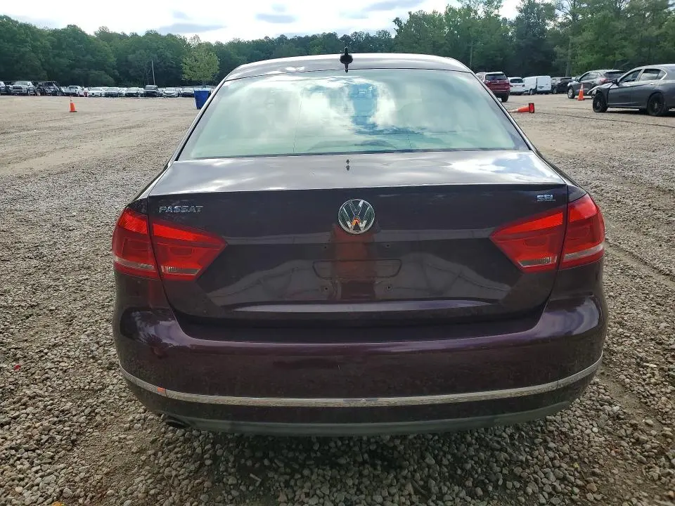 2013 VOLKSWAGEN PASSAT SEL  