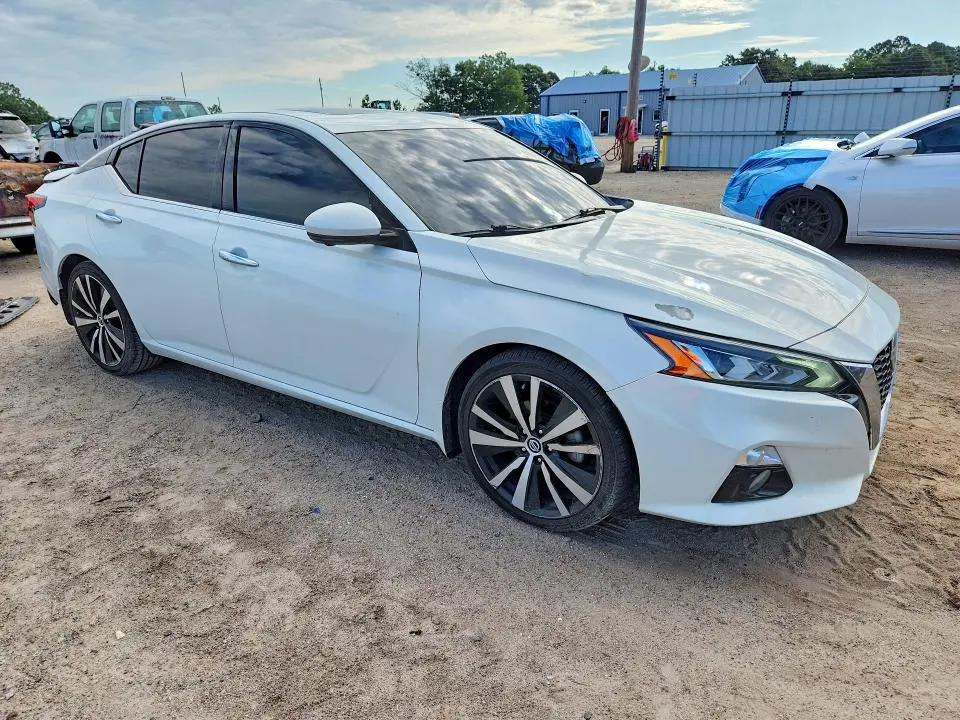 2019 NISSAN ALTIMA PLATINUM  