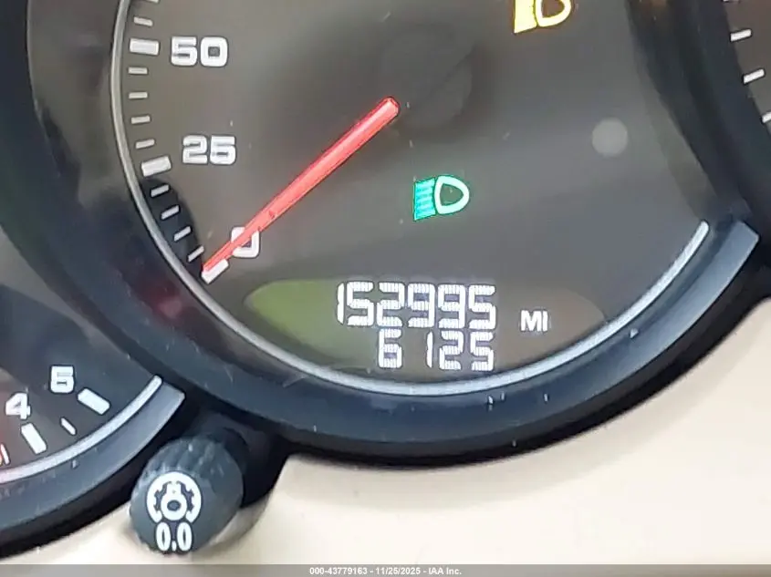 2014 PORSCHE CAYENNE  