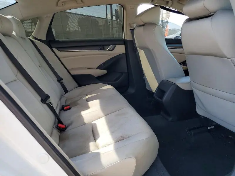 2020 HONDA ACCORD LX  