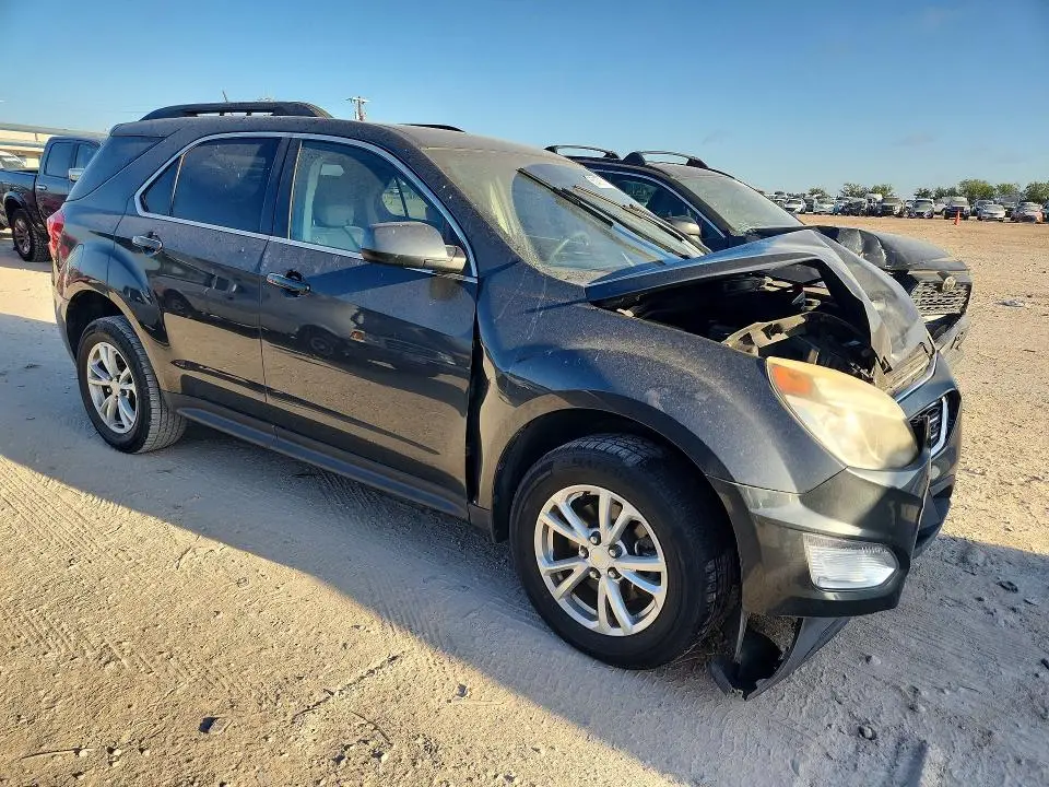 2017 CHEVROLET EQUINOX LT  
