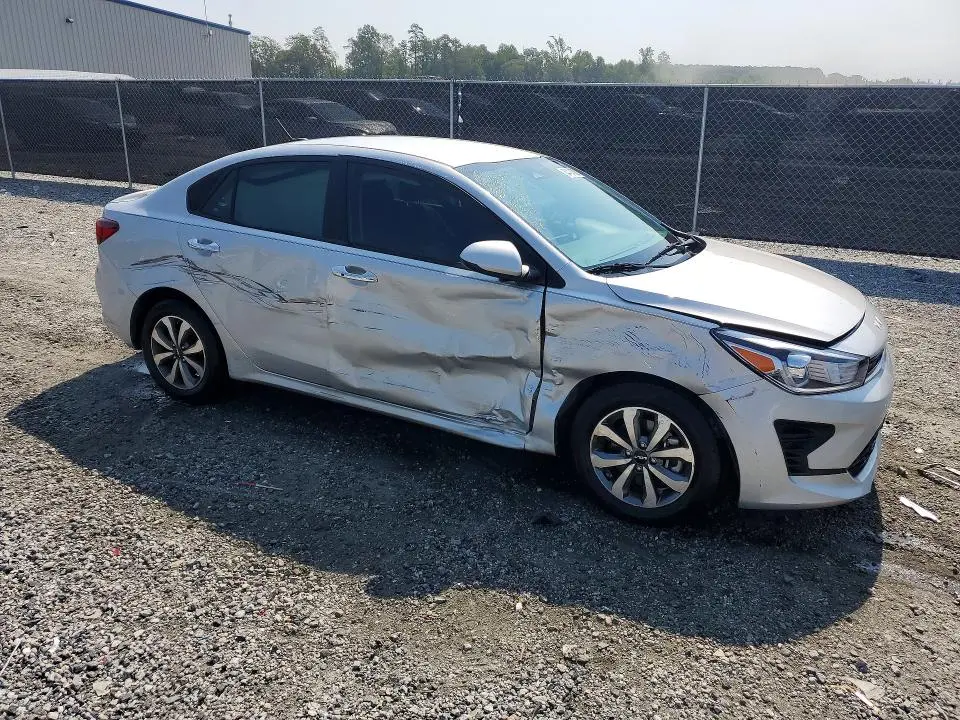 2023 KIA RIO S  