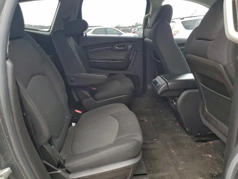 2011 CHEVROLET TRAVERSE LT  