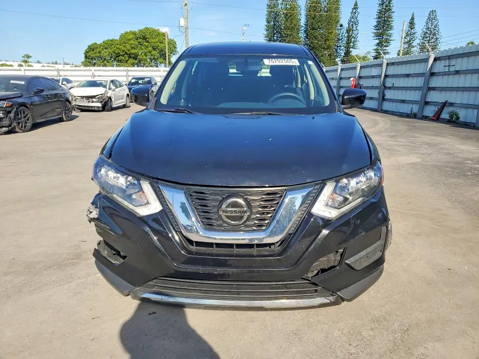 2018 NISSAN ROGUE S  
