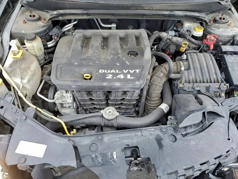 2013 DODGE AVENGER SE  