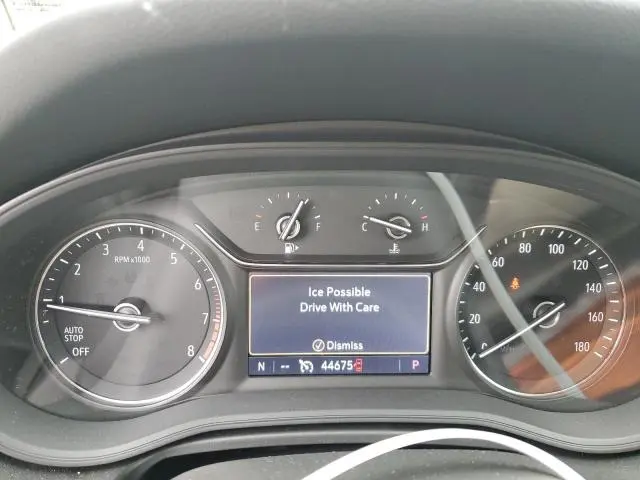 2018 BUICK REGAL TOURX ESSENCE  