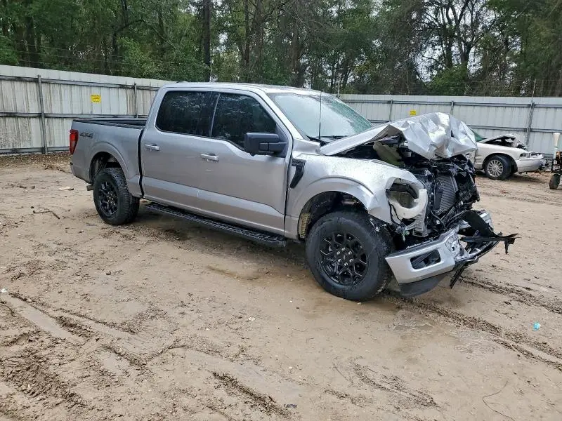 2024 FORD F150 XLT  
