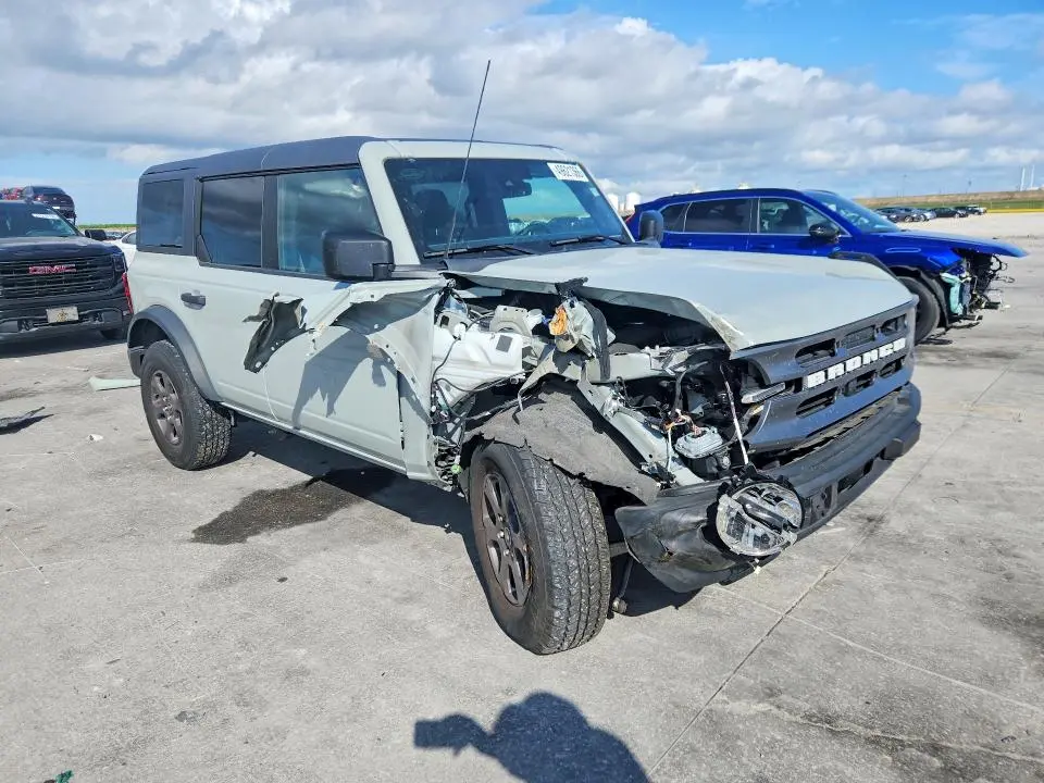 2024 FORD BRONCO BIG BEND  