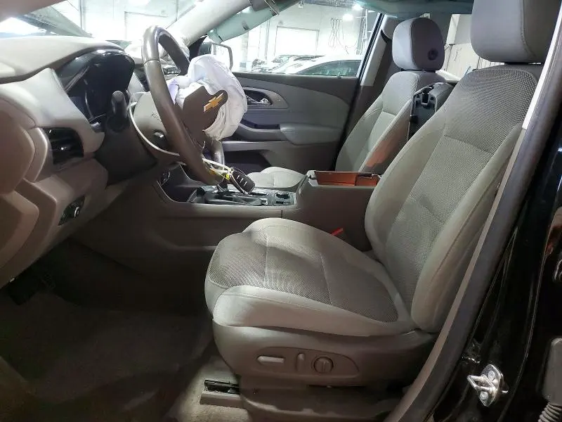 2018 CHEVROLET TRAVERSE LT  