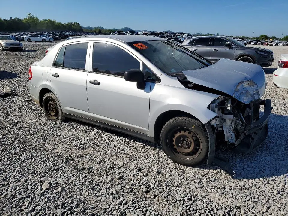 2010 NISSAN VERSA 1.6 BASE  