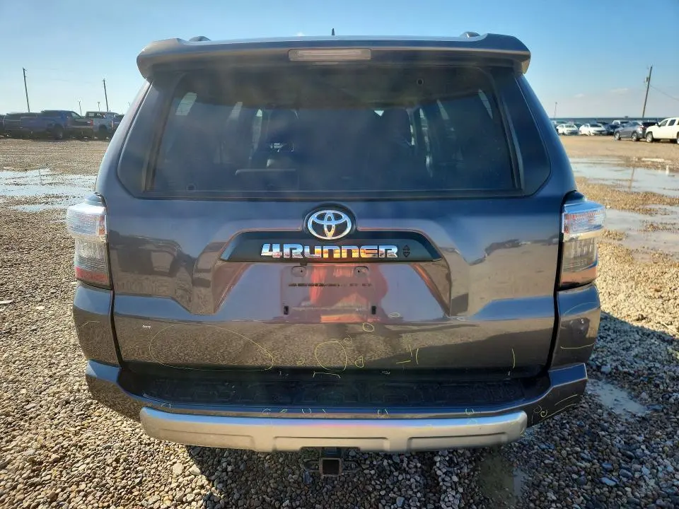 2021 TOYOTA 4RUNNER TRD OFF-ROAD PREMIUM  