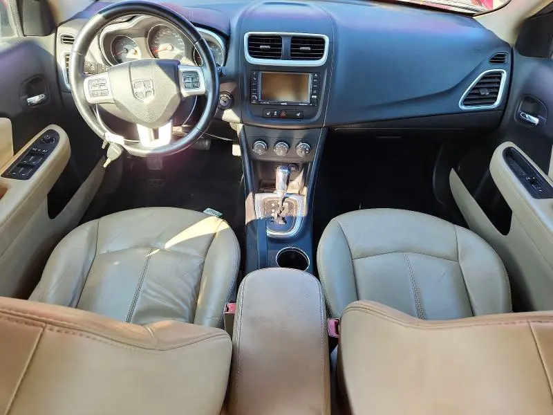 2011 DODGE AVENGER LUX  