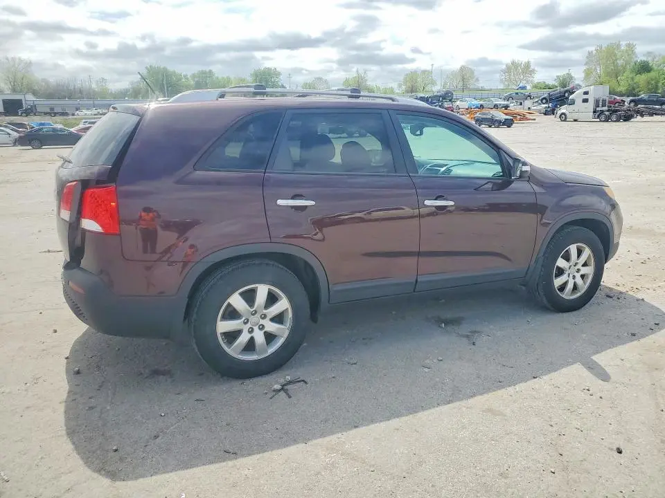 2012 KIA SORENTO LX  