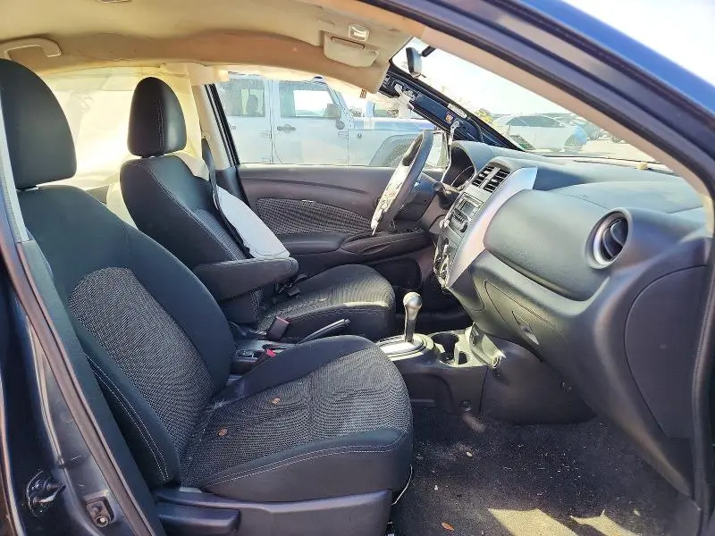 2017 NISSAN VERSA 1.6 SV  