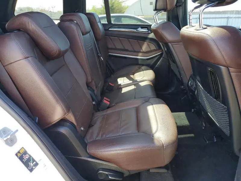 2015 MERCEDES-BENZ GL 550 4MATIC  