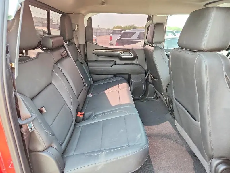 2024 CHEVROLET SILVERADO C1500 LT  