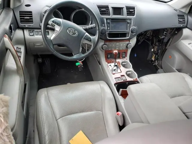 2013 TOYOTA HIGHLANDER LIMITED  