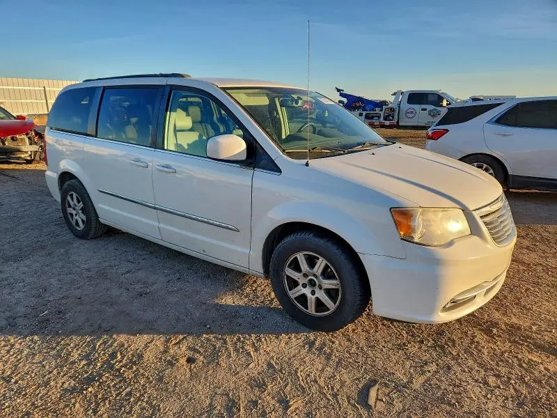 2013 CHRYSLER TOWN & COUNTRY TOURING  
