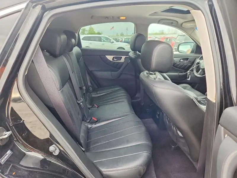 2017 INFINITI QX70 BASE  