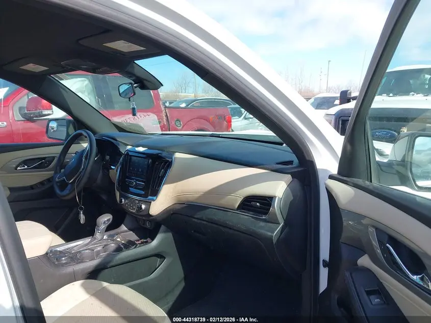 2023 CHEVROLET TRAVERSE FWD LS