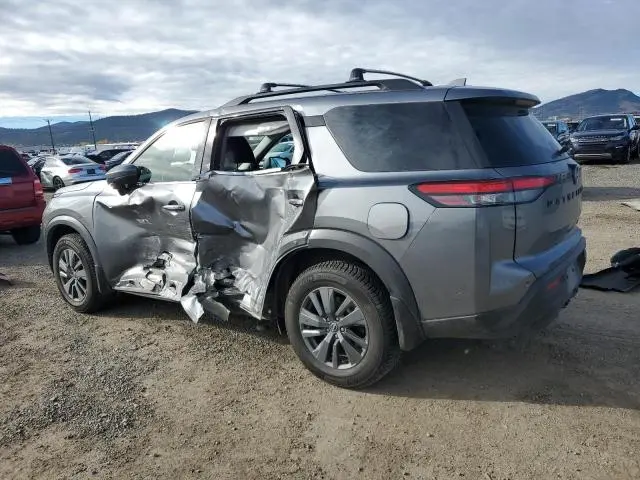 2022 NISSAN PATHFINDER SV  