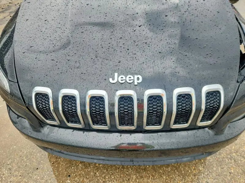 2015 JEEP CHEROKEE SPORT  