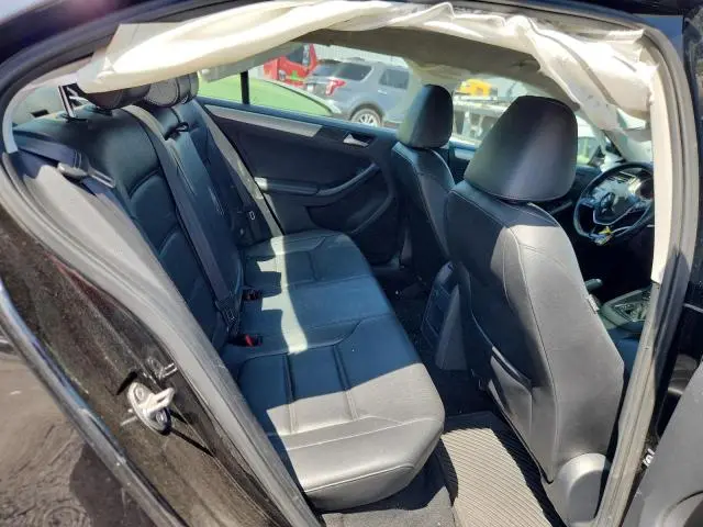 2017 VOLKSWAGEN JETTA SE  