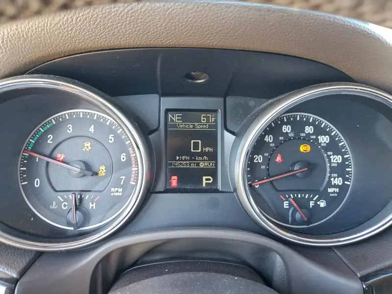 2011 JEEP GRAND CHEROKEE LAREDO  