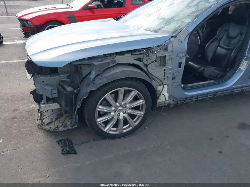 2018 VOLVO S90 T6 INSCRIPTION