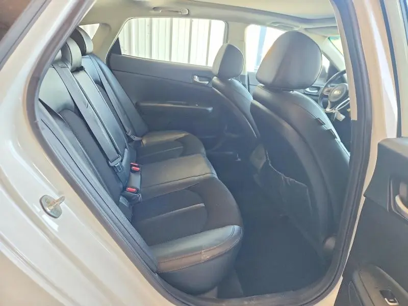 2018 KIA OPTIMA S  
